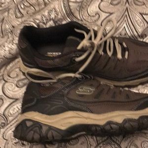 Sketchers shoes with memory foam